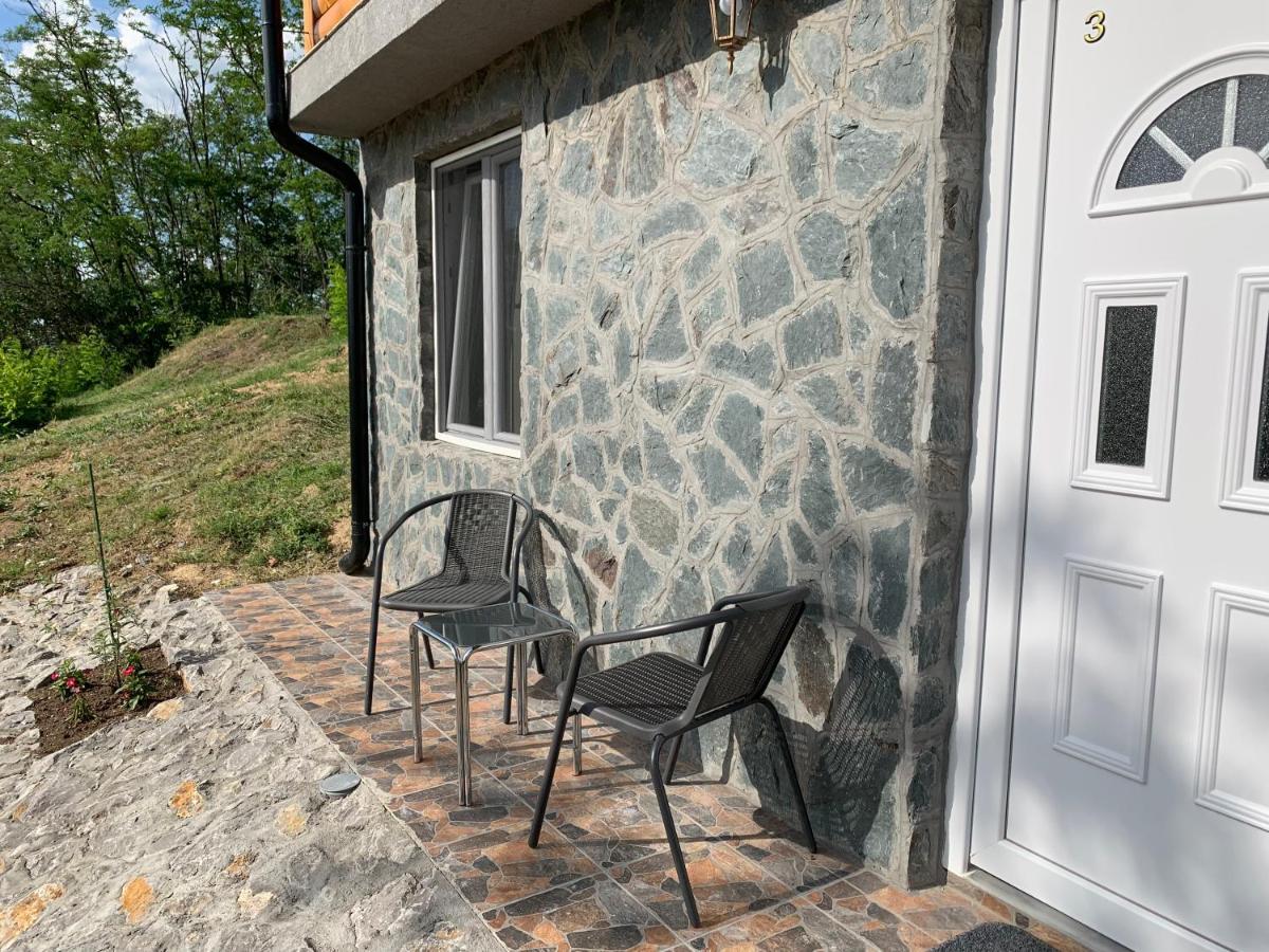 Boja Zalaska - Kameni Apartman Jagodina Luaran gambar