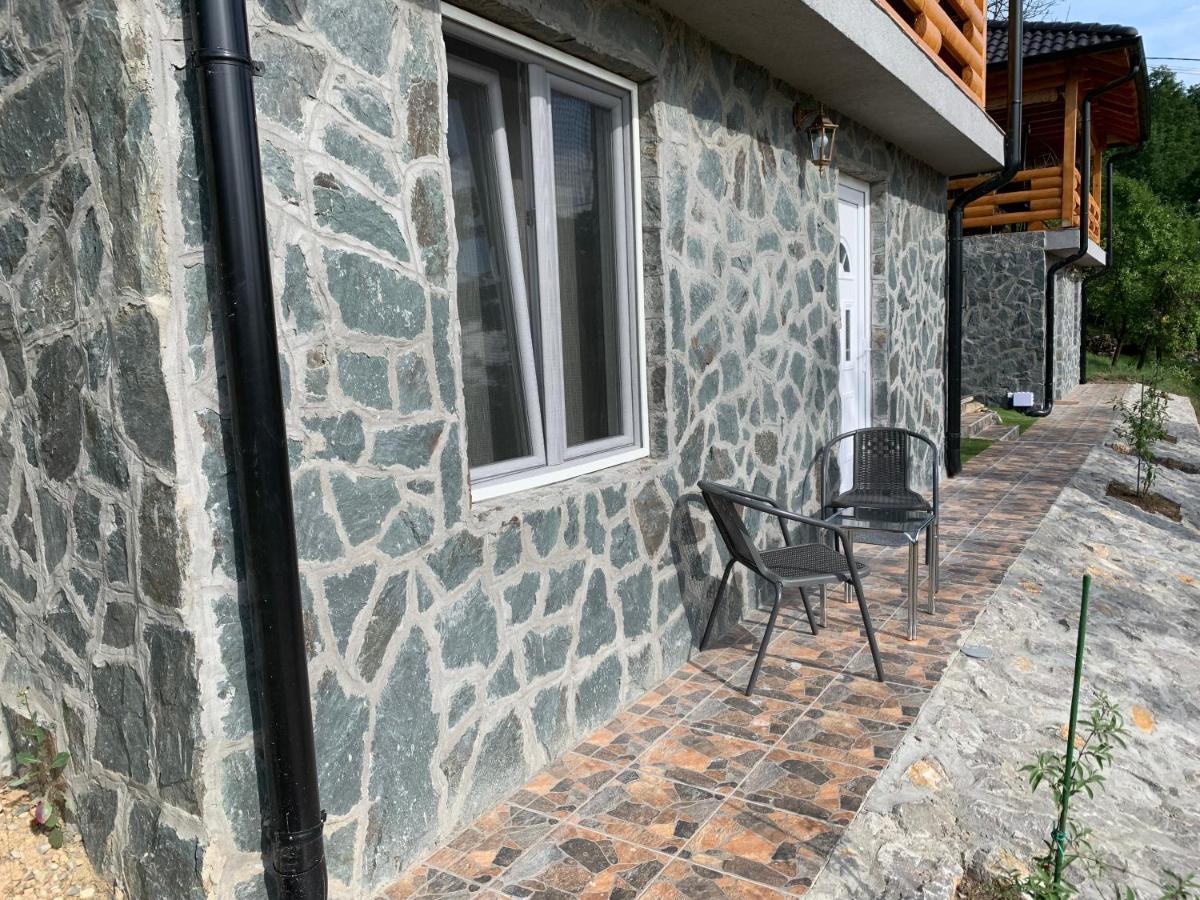 Boja Zalaska - Kameni Apartman Jagodina Luaran gambar