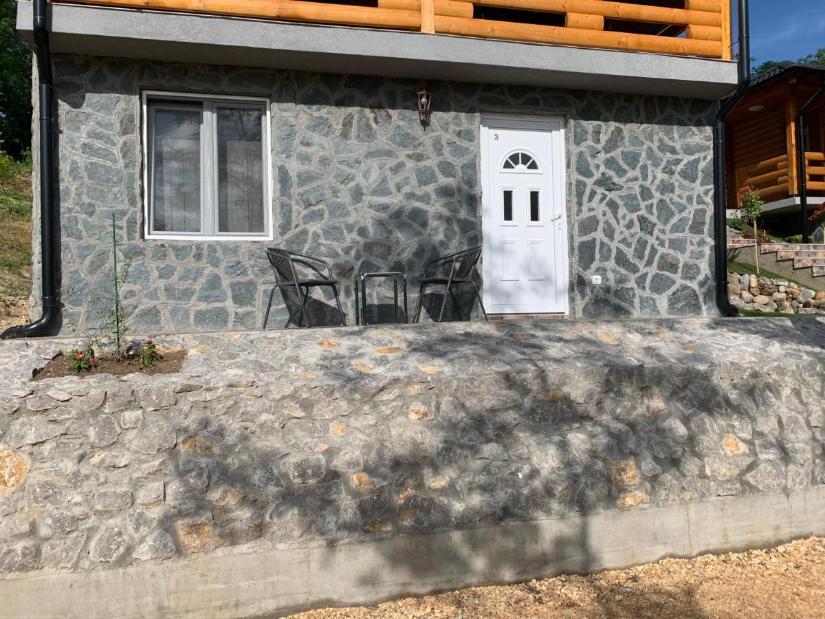 Boja Zalaska - Kameni Apartman Jagodina Luaran gambar