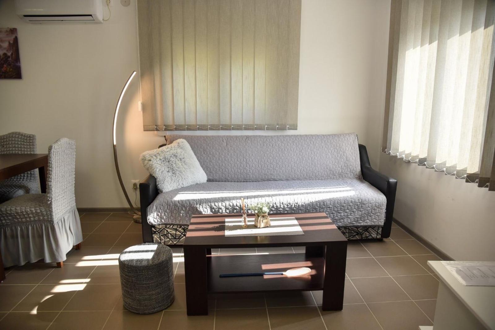 Boja Zalaska - Kameni Apartman Jagodina Luaran gambar